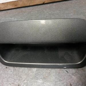 2014 HOLDEN CRUZE TAILGATE HANDLE