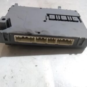 2003 HOLDEN COMMODORE ECU