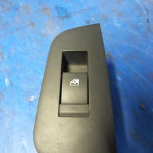 2011 HOLDEN EPICA MISC SWITCH RELAY