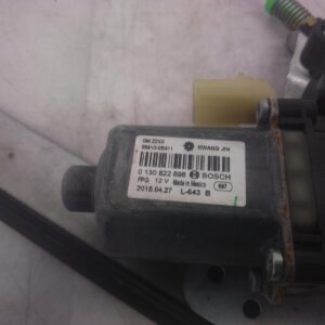 2016 HOLDEN COMMODORE LEFT FRONT WINDOW REGULATOR MOTOR