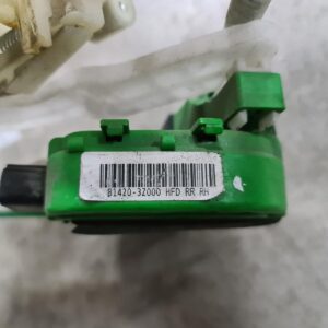 2012 HYUNDAI I40 DOOR BOOT GATE LOCK