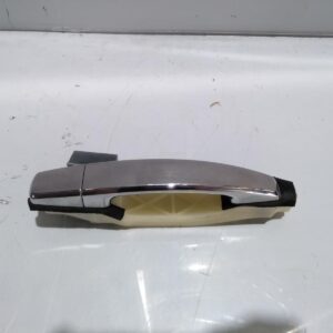 2011 HOLDEN CAPTIVA DOOR HANDLE