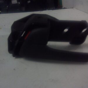 2010 HOLDEN COMMODORE DOOR HANDLE