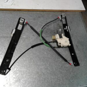 2011 FORD MONDEO RIGHT FRONT WINDOW REG MOTOR