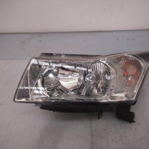 2015 HOLDEN CRUZE LEFT HEADLAMP