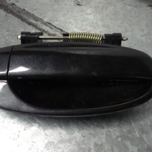 2011 HOLDEN BARINA DOOR HANDLE