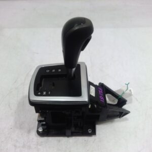 2010 FORD FIESTA GEAR STICK SHIFTER