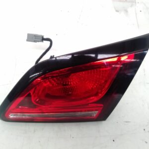 2016 HOLDEN COMMODORE REAR GARNISH