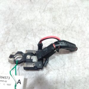 2010 HOLDEN COMMODORE BATTERY TERMINAL