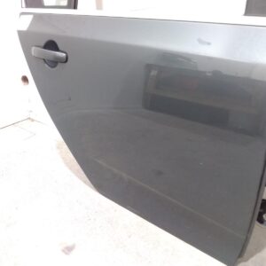 2012 FORD FALCON RIGHT REAR DOOR SLIDING