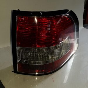 2006 HOLDEN COMMODORE RIGHT TAILLIGHT