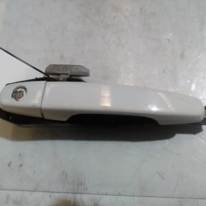 2009 HOLDEN COMMODORE DOOR HANDLE