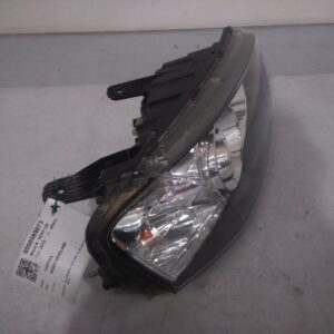 2015 HOLDEN CAPTIVA RIGHT HEADLAMP