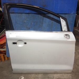 2012 FORD KUGA RIGHT FRONT DOOR