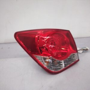 2015 HOLDEN CRUZE LEFT TAILLIGHT