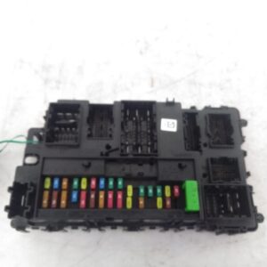 2021 FORD EVEREST FUSE BOX