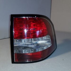 2006 HOLDEN COMMODORE RIGHT TAILLIGHT