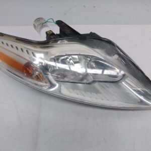 2012 FORD MONDEO RIGHT HEADLAMP