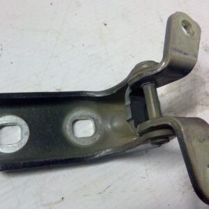 2011 HOLDEN CRUZE DOOR HINGE RUNNER