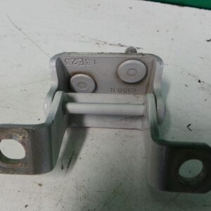 2013 HOLDEN CAPTIVA BOOT LID TAILGATE HINGE