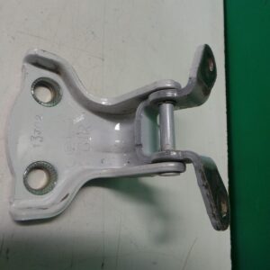 2013 HOLDEN CAPTIVA DOOR HINGE RUNNER