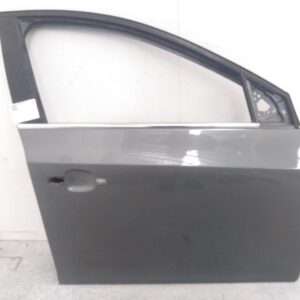 2010 HOLDEN CRUZE RIGHT FRONT DOOR