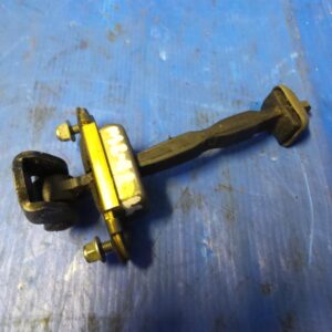 2002 FORD MONDEO DOOR HINGE RUNNER