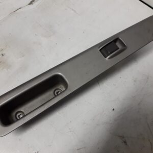 2004 HOLDEN RODEO POWER DOOR WINDOW SWITCH