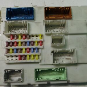 2013 FORD KUGA FUSE BOX