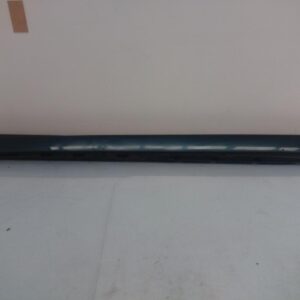 2013 HOLDEN COMMODORE SIDE STEP SKIRT