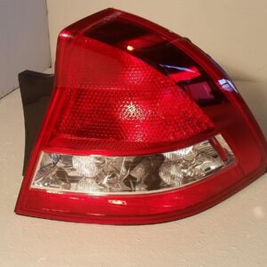 2004 HOLDEN COMMODORE RIGHT TAILLIGHT