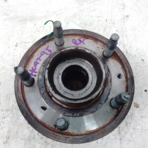 2009 HOLDEN CAPTIVA RIGHT FRONT HUB ASSEMBLY