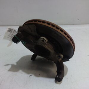 2013 HOLDEN COLORADO LEFT FRONT HUB ASSEMBLY