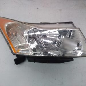 2012 HOLDEN CRUZE RIGHT HEADLAMP