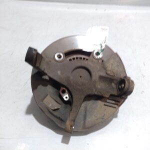 2014 HOLDEN COLORADO RIGHT FRONT HUB ASSEMBLY