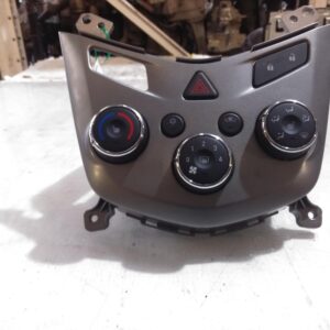 2018 HOLDEN BARINA HEATER AC CONTROLS