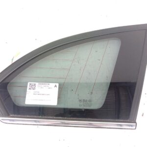 2011 HOLDEN CAPTIVA RIGHT REAR SIDE GLASS