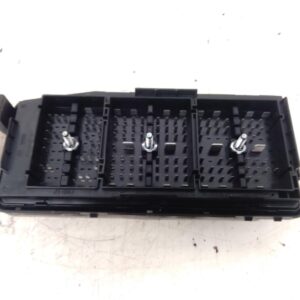 2014 HOLDEN CAPTIVA FUSE BOX