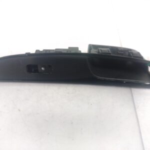 2017 HOLDEN COMMODORE POWER DOOR WINDOW SWITCH