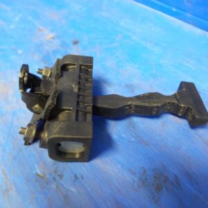 2009 FORD FALCON DOOR HINGE RUNNER