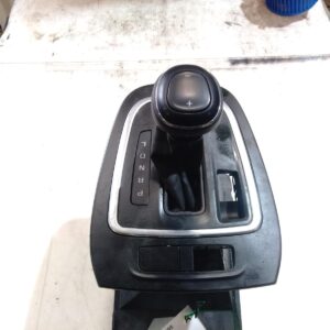 2019 HOLDEN EQUINOX GEAR STICK SHIFTER