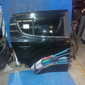 2015 HOLDEN COLORADO RIGHT REAR DOOR SLIDING