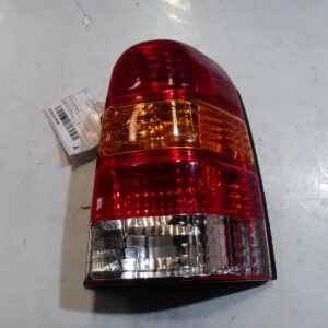 2003 FORD ESCAPE RIGHT TAILLIGHT