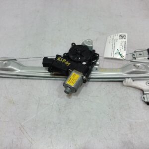 2018 HOLDEN SPARK RIGHT FRONT WINDOW REG MOTOR