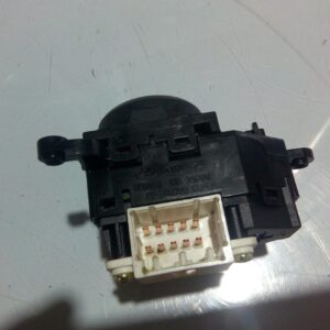 2010 HYUNDAI I30 MISC SWITCH RELAY