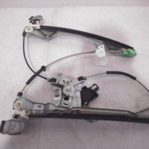 2013 HOLDEN COMMODORE LEFT FRONT WINDOW REGULATOR MOTOR