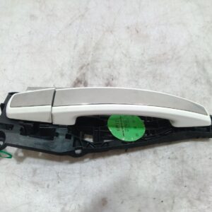 2012 HOLDEN COLORADO DOOR HANDLE