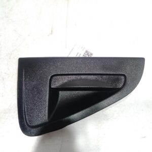 2014 HOLDEN BARINA DOOR HANDLE