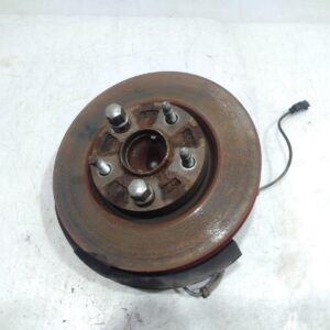 2013 HOLDEN COMMODORE LEFT FRONT HUB ASSEMBLY