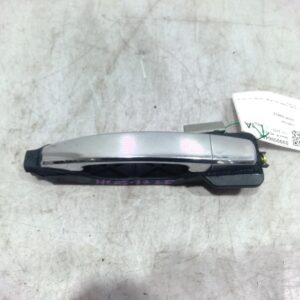 2015 HOLDEN CAPTIVA DOOR HANDLE